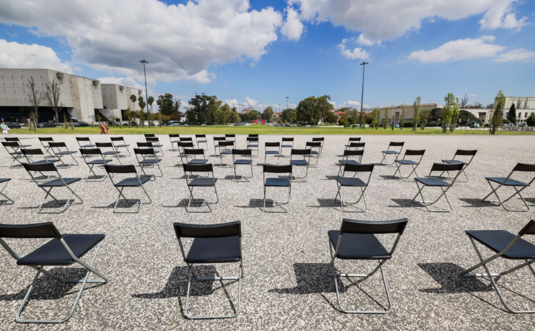 Cadeiras vazias na Alameda alertam para aumento do abandono no ensino superior